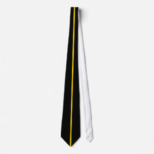 Corbata Línea vertical fina centrada oro en negro