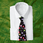 Corbata Lollipops Patrón Dulce Candy Lover Candies Negro<br><div class="desc">A los amantes de los dulces dulces les encantará esta divertida corbata con estampado de caramelos,  impresa en todo el mundo con coloridas copas en negro. ¡Perfecto para cualquiera con un diente dulce!</div>
