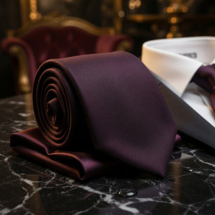 Corbata Lujoso mate de color púrpura oscuro