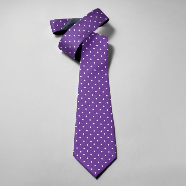 Corbata Lunares Sobre Fondo Morado Padrinos (Subido por el creador)