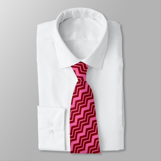 Corbata Maroon Red Pink Chevron Zigzag Design  (Atado)