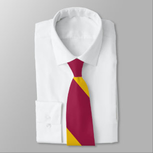 Corbata Maroon y Nu Gold Brope universitario