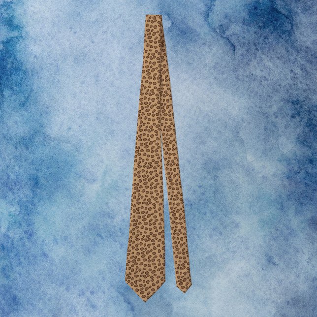 Corbata Marrón de patrón leopardo (A tie with a brown leopard print pattern.)
