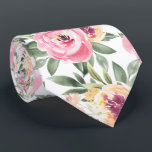 Corbata Melodía acuática floral rosa Necktie<br><div class="desc">Con flores de pijama blanquecinas y un frondoso follaje botánico verde. Los cálidos tonos suaves de verduras y pasteles vuelven a aparecer en verano, como demuestra esta paleta etérea. Una paleta de melocotón, rosa, verde agua fría y ondulada no podría ser más perfecta para una velada de verano. Con tonos...</div>
