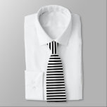 Corbata Modelo horizontal blanco y negro de las rayas<br><div class="desc">Modelo horizontal blanco y negro de las rayas - cambie el fondo y cree sus los propios</div>
