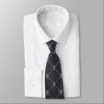Corbata Modelo negro gris de Halloween del cráneo y de los<br><div class="desc">El lazo negro modelado con el cráneo y los huesos grises,  perfecciona para Halloween.</div>