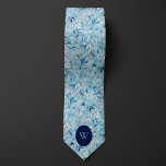 Corbata Monograma floral de invierno<br><div class="desc">Abran la belleza del invierno con nuestro empate de cuello de monograma floral de invierno. El diseño floral de inspiración invernal es perfecto para un boda que hace frío. Explore nuestros calcetines para completar su vestimenta boda.</div>