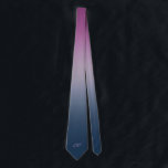 Corbata Monograma oscuro del cielo azul y púrpura<br><div class="desc">El oscuro cielo azul oscuro y violeta oscuro nocturno es un lazo perfecto para una salida nocturna. Personalizado monograma opcional.</div>
