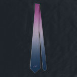 Corbata Monograma oscuro del cielo azul y púrpura<br><div class="desc">El oscuro cielo azul oscuro y violeta oscuro nocturno es un lazo perfecto para una salida nocturna. Personalizado monograma opcional.</div>