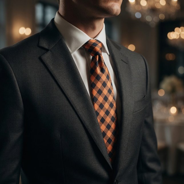 Corbata Naranja Negro Simétrico (Subido por el creador)