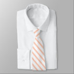 Corbata Naranja Pastel Tiras de color sólido Hombres<br><div class="desc">Amable primavera de luz color rayado naranja pastel. Minimalista, sencillo y moderno estilo moda de moda, con una estética pastel de delicado color naranja sólido. Decoración naranja pastel, decoración estética de naranja pastel, cocina naranja pastel y colores naranjas pastel. Pastel naranja primavera verano hombres corbata el cuello de los hombres....</div>