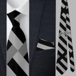Corbata Necktie de patrón geométrico cútrico colorido<br><div class="desc">Necktie de patrón geométrico cútrico colorido.</div>
