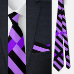 Corbata Necktie de patrón geométrico cútrico colorido<br><div class="desc">Necktie de patrón geométrico cútrico colorido.</div>