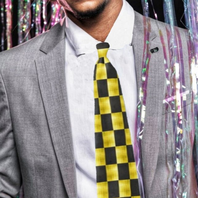 Corbata Negro-IV con paneles dorados (This tie, is for the man who definitely, likes to step out in style!)
