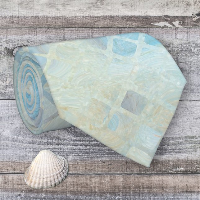 Corbata Neumático de patrón de barrido de inspiración play (Tie featuring a seafoam inspired abstract beach design)