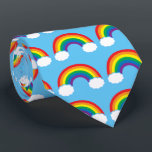 Corbata Nubes de arcoiris cúrcules Patrón azul brillante c<br><div class="desc">Un bonito arco iris con nubes azul claro y blanco en el centro. Me encantan los colores rojo,  naranja,  amarillo,  verde,  azul y violeta todos juntos en esta fresca corbata LGBT.</div>