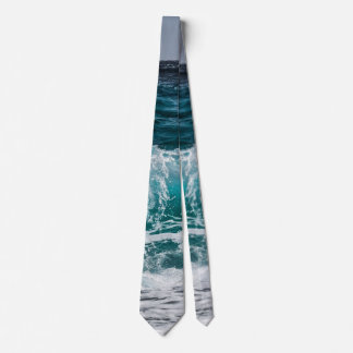 Corbata Ola oceánica