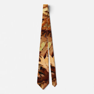 Corbata otoño, hojas secas