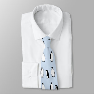 Corbata Pájaros azul de pájaro azul en el Ártico invierno 