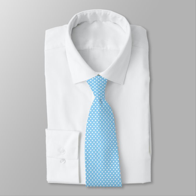 Corbata patrón azul con puntos de polka blanco (Atado)