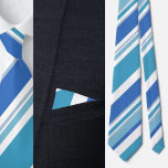 Corbata Patrón de bandas de corte coloridas<br><div class="desc">Colorida corbata del cuello del patrón de bandas cortas.</div>