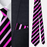 Corbata Patrón de bandas de corte coloridas<br><div class="desc">Colorida corbata del cuello del patrón de bandas cortas.</div>