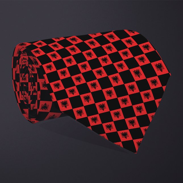 Corbata Patrón de bandera de Albania controlado (Subido por el creador)