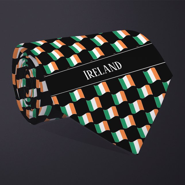Corbata Patrón de bandera de Irlanda ondulada (Subido por el creador)