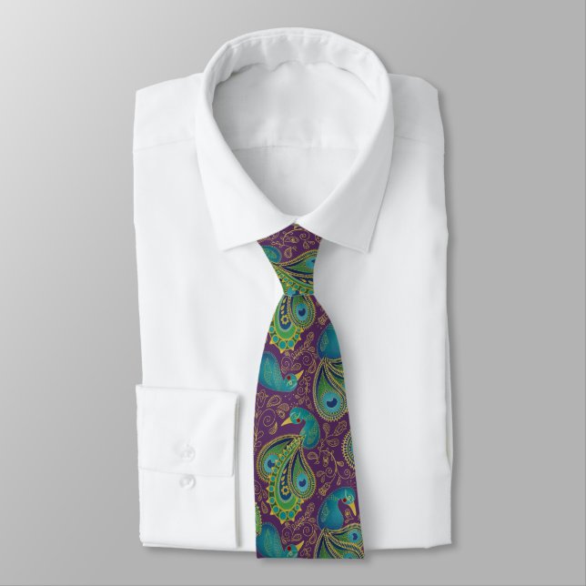 Corbata Patrón de cachemira de pavo real púrpura (Atado)