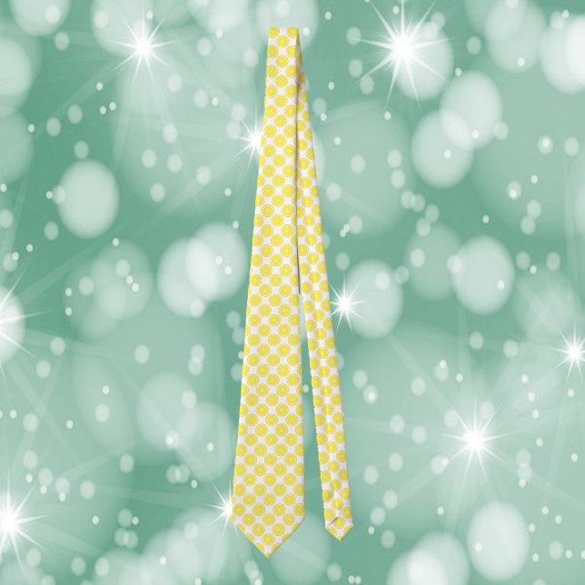 Corbata Patrón de cítrico de fruta de limón (A tie with a fun lemon pattern.)