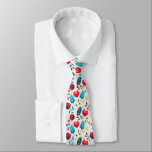Corbata Patrón de flores silvestres coloridas<br><div class="desc">Colorida y caprichosa corbata floral con ilustraciones de flores silvestres coloridas en colores rosa,  rojo,  amarillo y verde.</div>