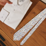 Corbata Patrón de flores silvestres de verano<br><div class="desc">Imagen de MSNTY | Shutterstock. ID de la imagen: 781620058 | Este patrón presenta flores silvestres de verano en un patrón de colores vivos.</div>