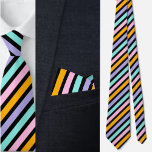 Corbata Patrón de franjas abstractas coloridas<br><div class="desc">Colorido Abstract Stripes Patrón de corbata de cuello.</div>
