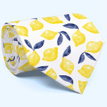 Corbata Patrón de limón de color de agua Citrus Necs<br><div class="desc">Bonito acuarela patrón de limón cítrico en amarillo con hojas azul marino sobre un fondo blanco para una foto de verano de la vitamina C. Arte original de Nic Squirrell.</div>