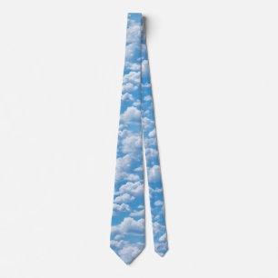 Corbata Patrón De Nubes Blancas En Un Fondo Del Cielo Azul