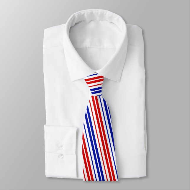 Corbata Patrón de rayas blancas rojas y azules (Atado)
