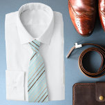 Corbata Patrón de rayas marrones verdes Pistachio Moda mod<br><div class="desc">Este diseño presenta un suave pistacho verde con estribos marrones graduados. Moda.</div>