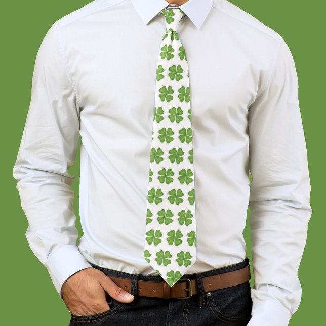 Corbata Patrón de Shamrock de cuatro hojas verde (Four leaf clover pattern green and white mens tie. )