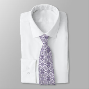 Corbata Patrón de tártaro de Henna morado y blanco