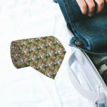 Corbata Patrón de tigre de gato grande<br><div class="desc">Vestido con estilo con esta corbata elegante que muestra la imagen de la cara de un gato grande del Tigre de Sumatra impresa en un patrón repetido.</div>