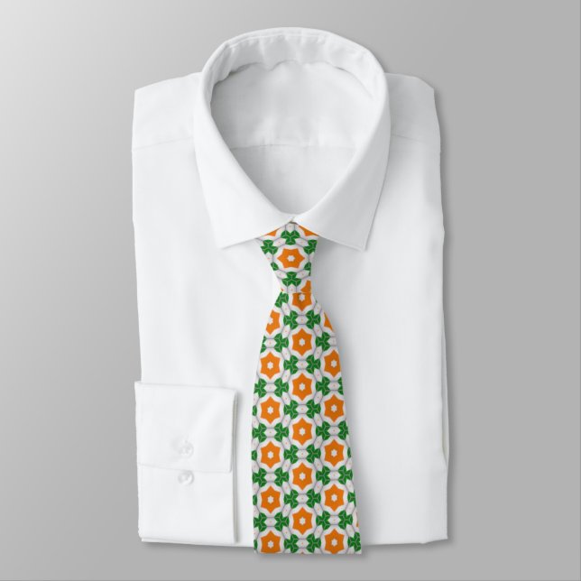 Corbata Patrón geométrico irlandés verde y naranja  (Atado)