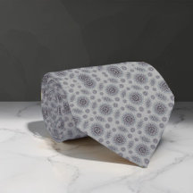 Pequeña floral blanca caída al patrón rural