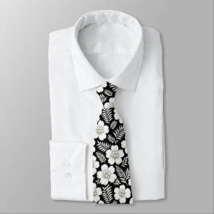 Corbata Perlas blancas en flores sobre negro