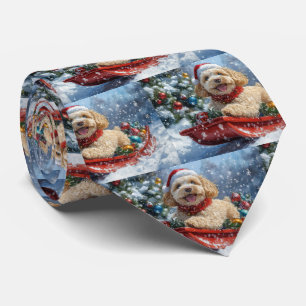 Corbata Perro Cockapoo en escurrimiento deja que nieve Nav