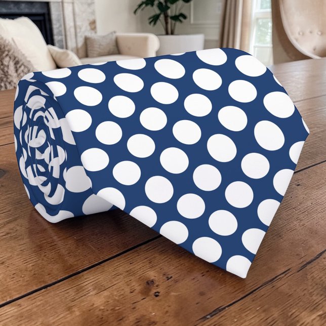 Corbata personalizada con lunares blancos sobre az (Subido por el creador)