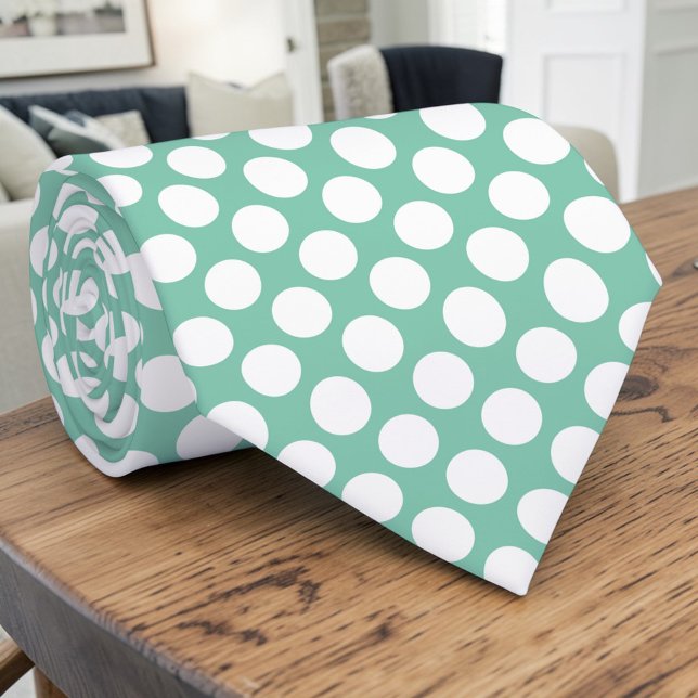 Corbata personalizada con lunares blancos sobre te (Subido por el creador)