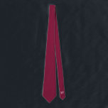 Corbata Personalizada Merlot para Novio<br><div class="desc">Si estás buscando una corbata de boda que sea moderna y minimalista,  nuestro diseño de corbata Merlot es la elección perfecta 2023 - La parte posterior de la corbata está personalizada con las iniciales del novio/padrino,  puedes eliminar esto si solo quieres una corbata sólida a juego sin escritura</div>