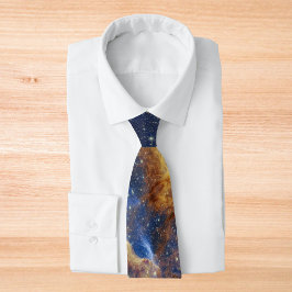 Corbata Pilares de la creación en la nebulosa águila