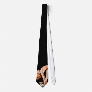 Corbata Pin encima del lazo del chica