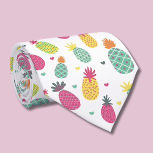 Corbata Piña Tropical y Patrón de Corazón